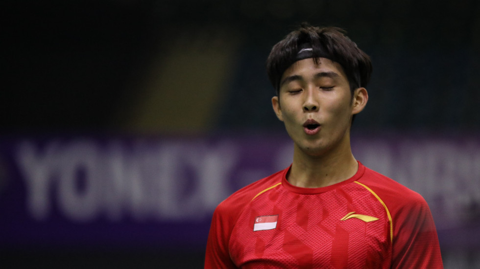 而是折射出 而是折射出