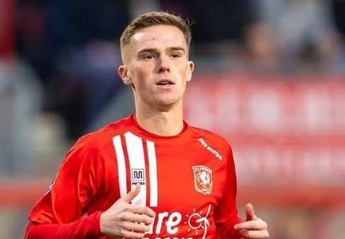 成多点包夹 成多点包夹